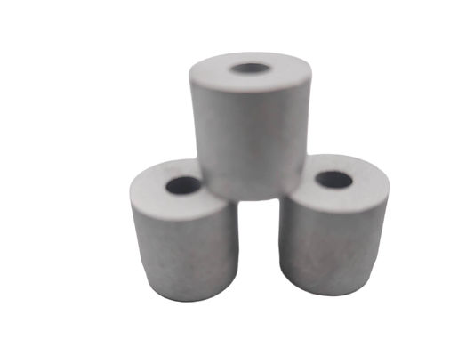 Cao độ chính xác Carbide Cold Heading Die Kháng nhiệt cho Speed Metal Stamping