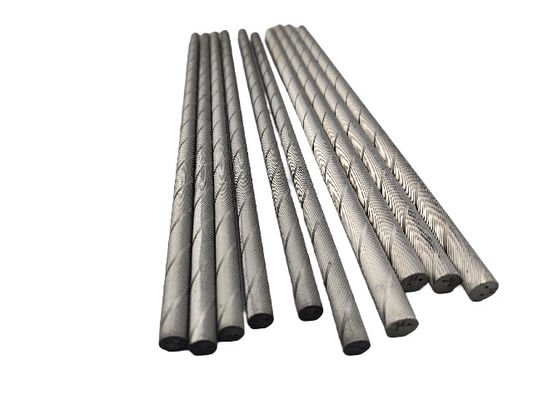 Bề mặt mặt đất hoàn thiện Tungsten Carbide Helical Rod với lỗ làm mát HRA 81.5-95 cho chế biến chính xác