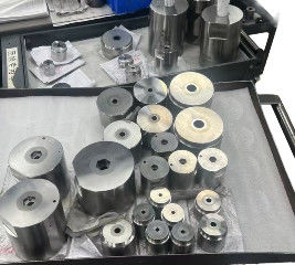 Các khuôn vật buộc đầu lạnh và chống va chạm cho hiệu suất vượt trội