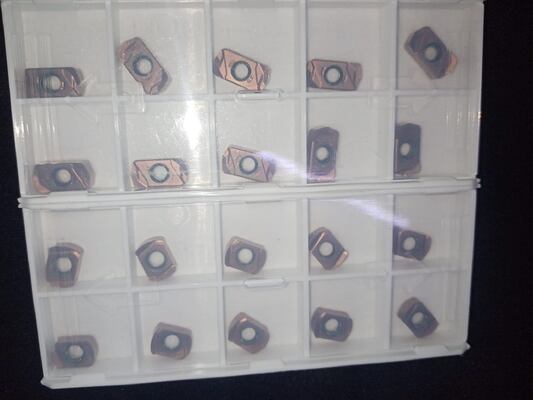 Heavy Duty Carbide Milling Cnc Inserts Blmp Series Được thiết kế để duy trì độ chính xác kích thước và giảm thời gian ngừng hoạt động trong sản xuất